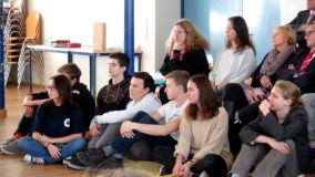 B198_bei_der_Diskussion_mit_dem_Kardinal.jpg