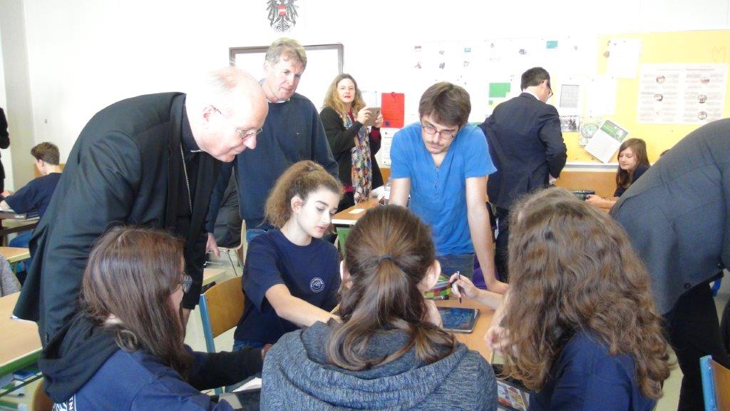 In der Tablet-Klasse 5A bei der Projektvorstellung